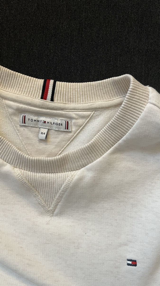 Tommy Hilfiger Maglioni & Felpe: Tommy Hilfiger Pullover – Usato da Baden venduto da Car_lio09 2