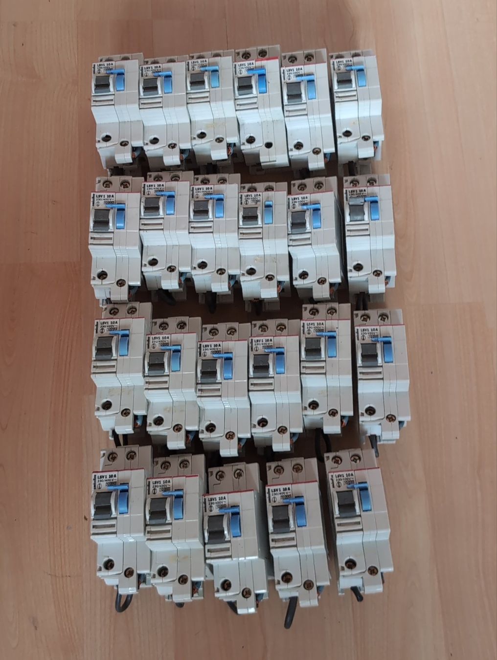 ABB Schalter: 23 × ABB smissline LSV1 10A – Gebraucht aus Oberburg von luki1974 2