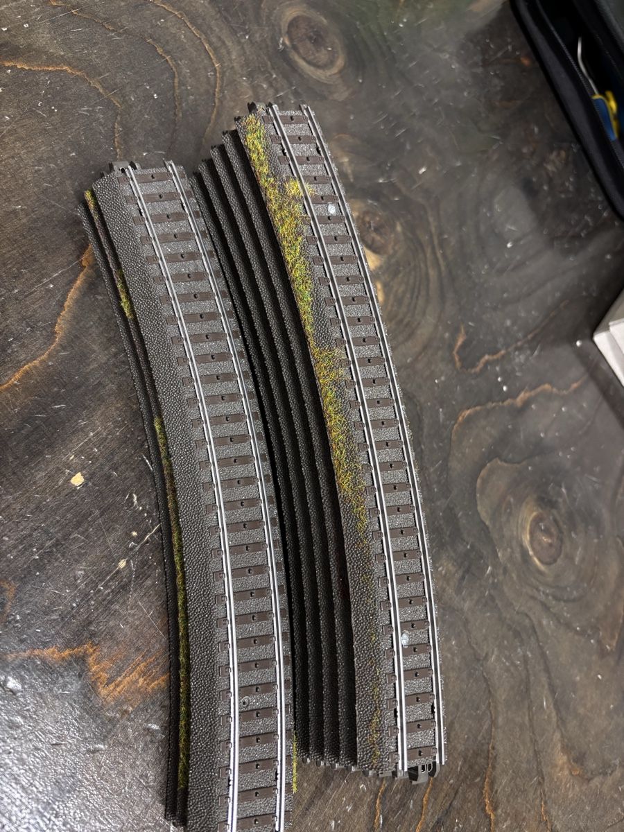 Märklin Modellini di ferrovie: Märklin C-Gleis radius R2 – Usato da Seftigen venduto da Laersu02 1
