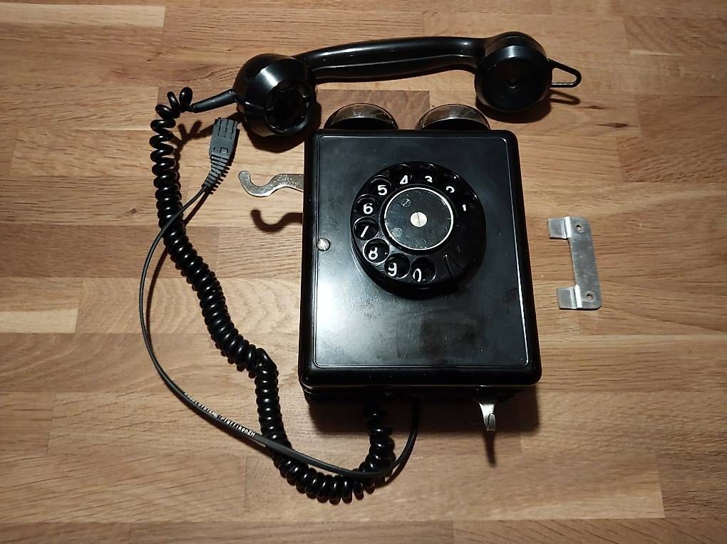 Telefoni: Wandtelefon antik – Difettoso da Urtenen-Schönbühl venduto da der_blaue_Hase