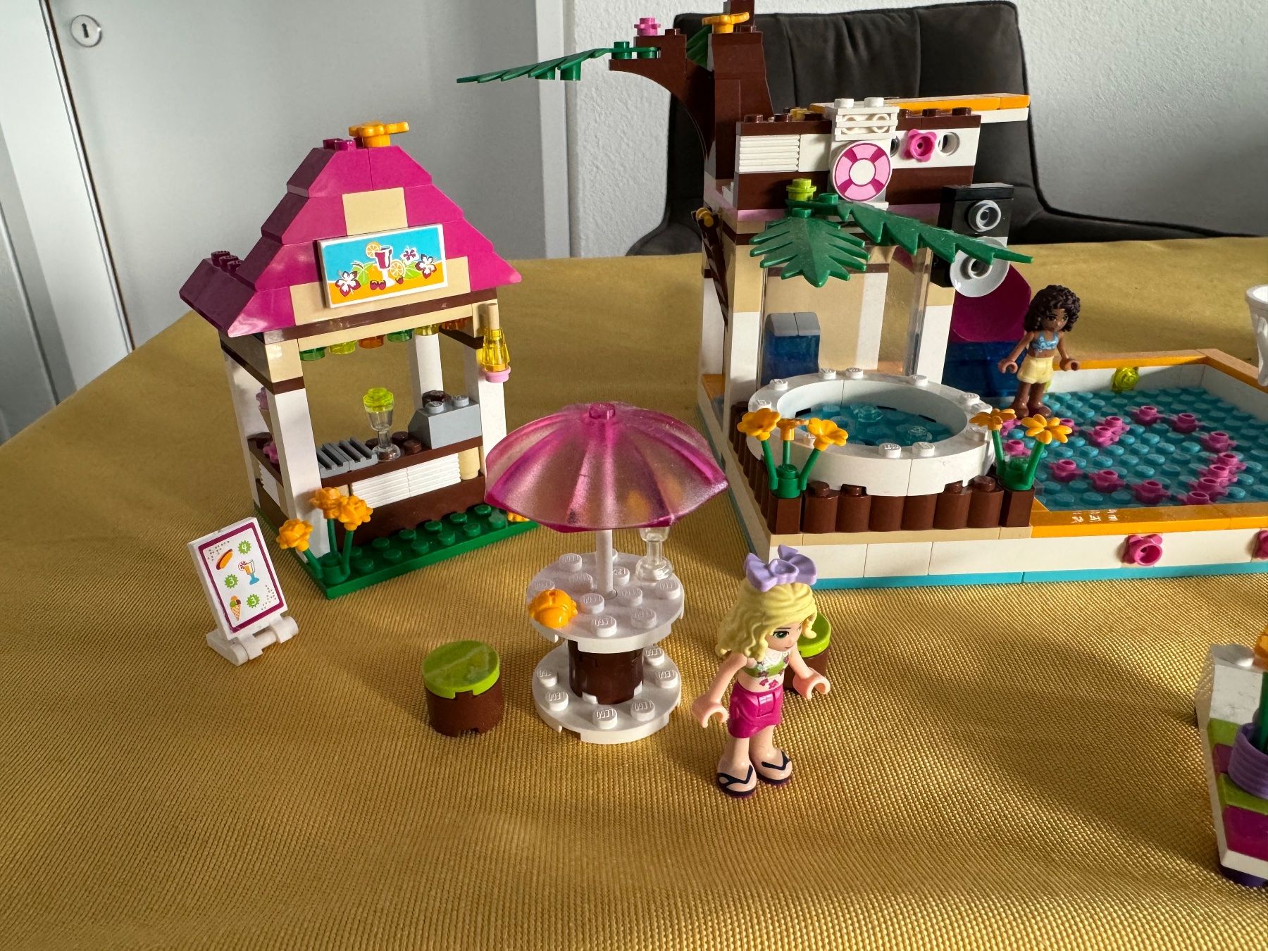 Lego Kit di costruzioni: Lego Friends Poolparty 41008 Set – Usato da Kloten venduto da Mak10auto 2