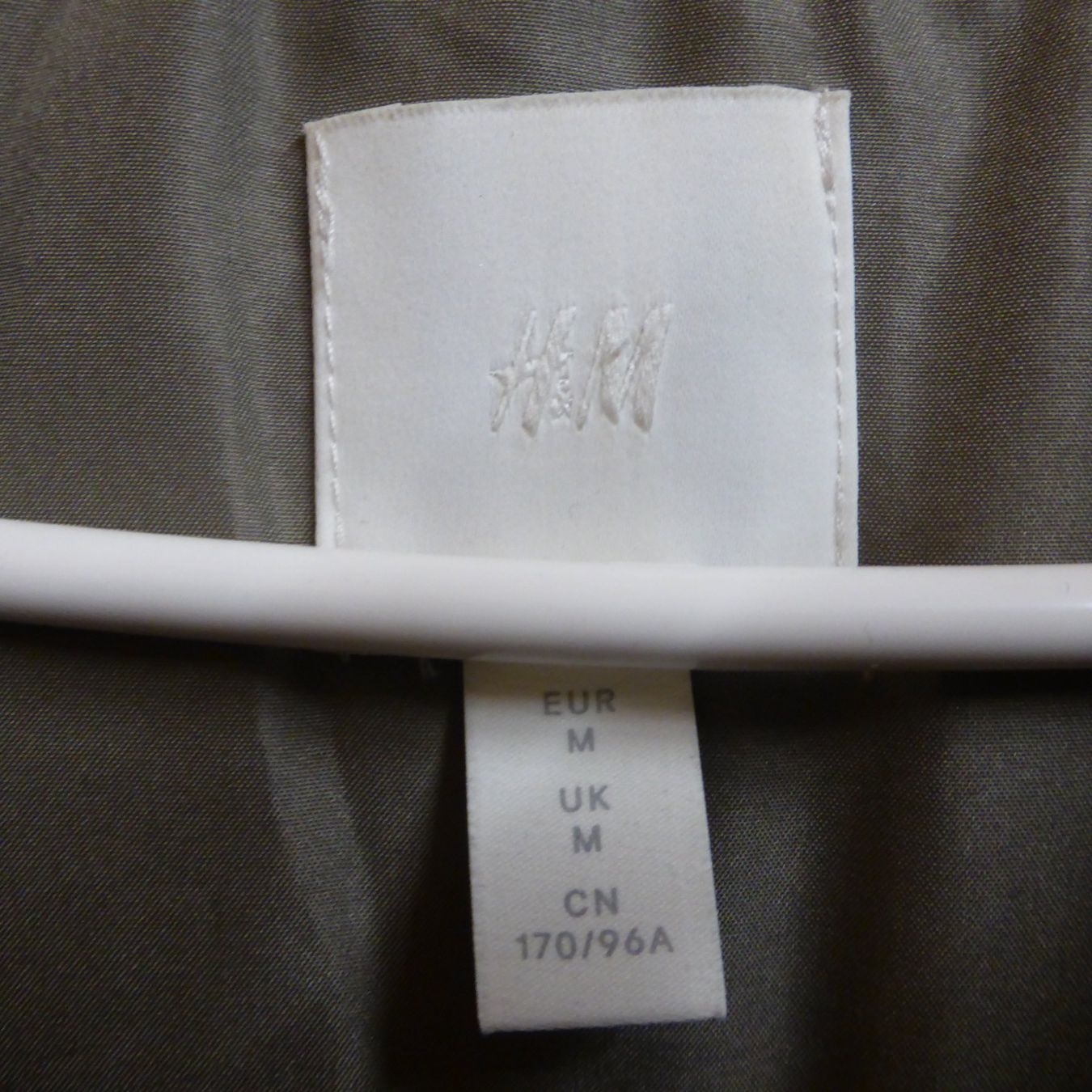 H&M Giacche: Winterjacke H&M, Gr. M – Usato da St.Gallen venduto da regenbogen5 1