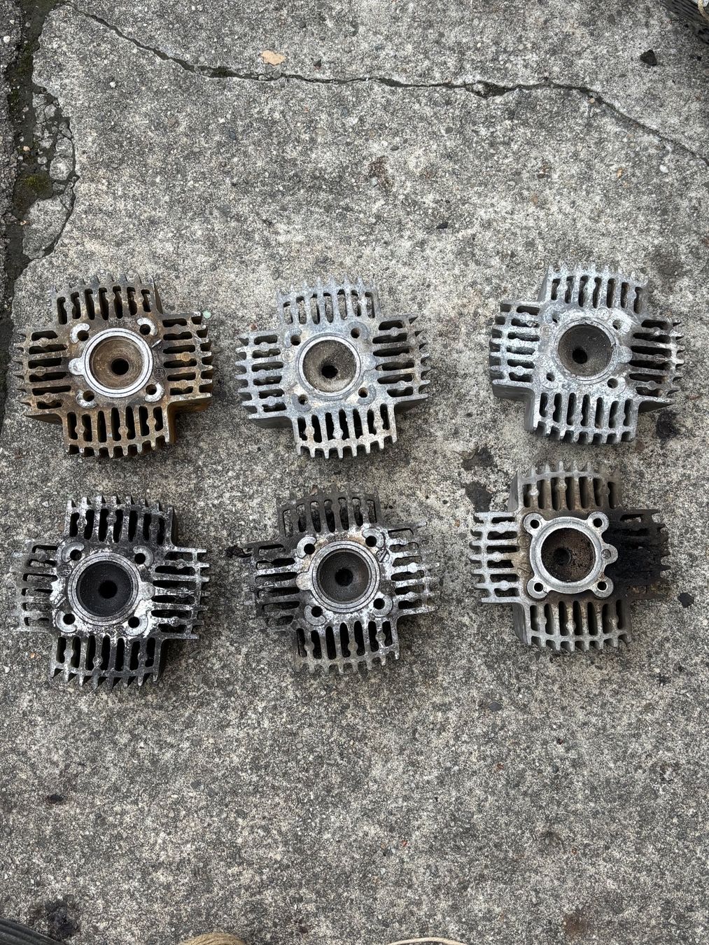 Puch Parti ricambio per ciclomotori: Puch Original Zylinderköpfe ab 1fr – Usato da Widnau venduto da Puch-Garage 1