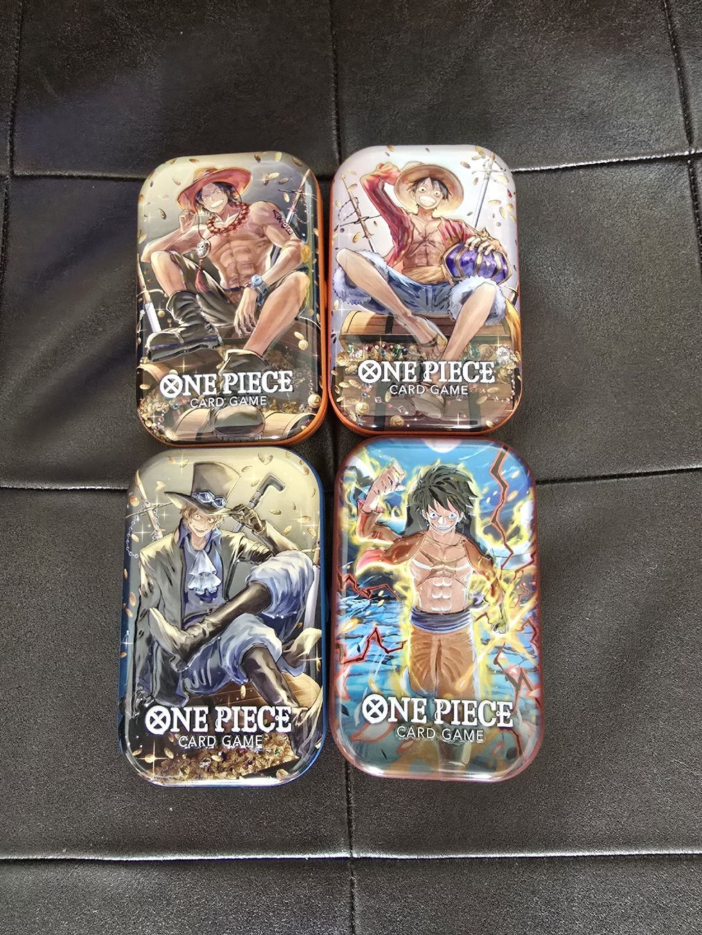 Bandai Carte collezionabili: One Piece Mini Tin Boxen - Leer! – Nuovo (secondo la descrizione) da Bronschhofen venduto da dvnb