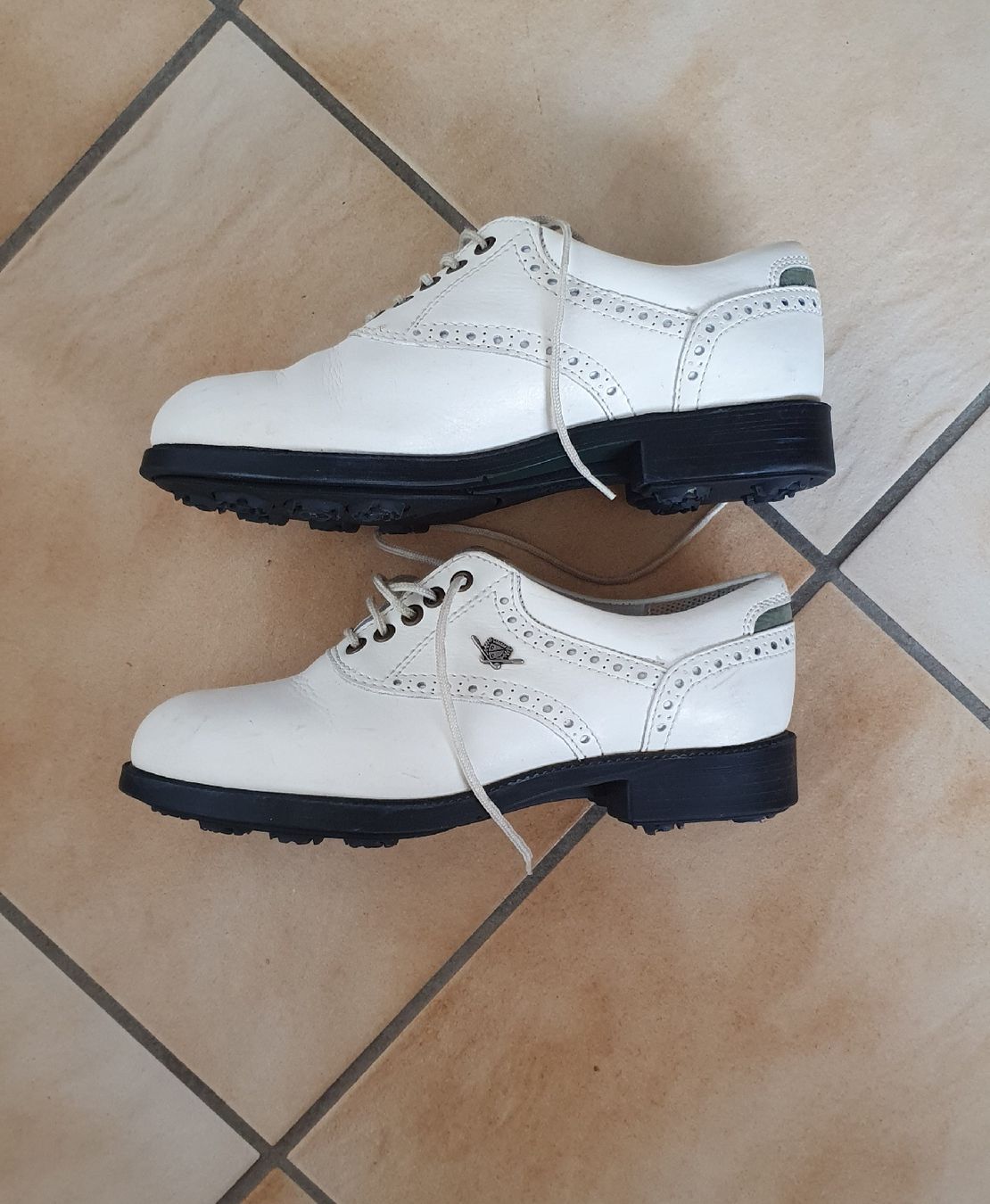 Copenhagen Scarpe da uomo: Golf Copenhagen golf shoes 37.5 – Usato da Erde venduto da zakleblanc