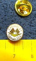 CHEVROLET CORVETTE LOGO WINZIG KLEIN-FEIN-EDEL ENAMEL GOLDIG