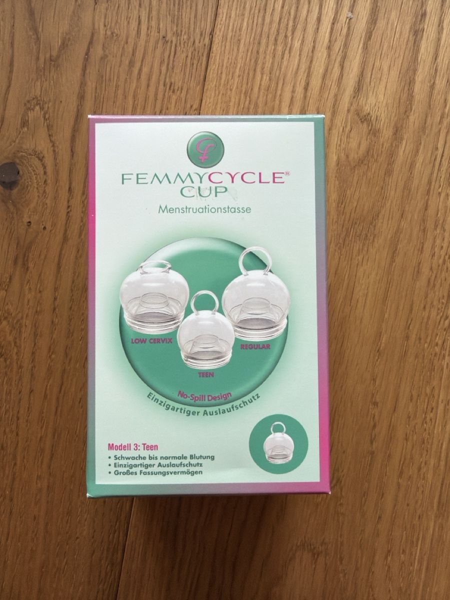 Attrezzature mediche: FemmyCycle Cup – Nuovo e nell'imballaggio originale da Adelboden venduto da quietschaenteli