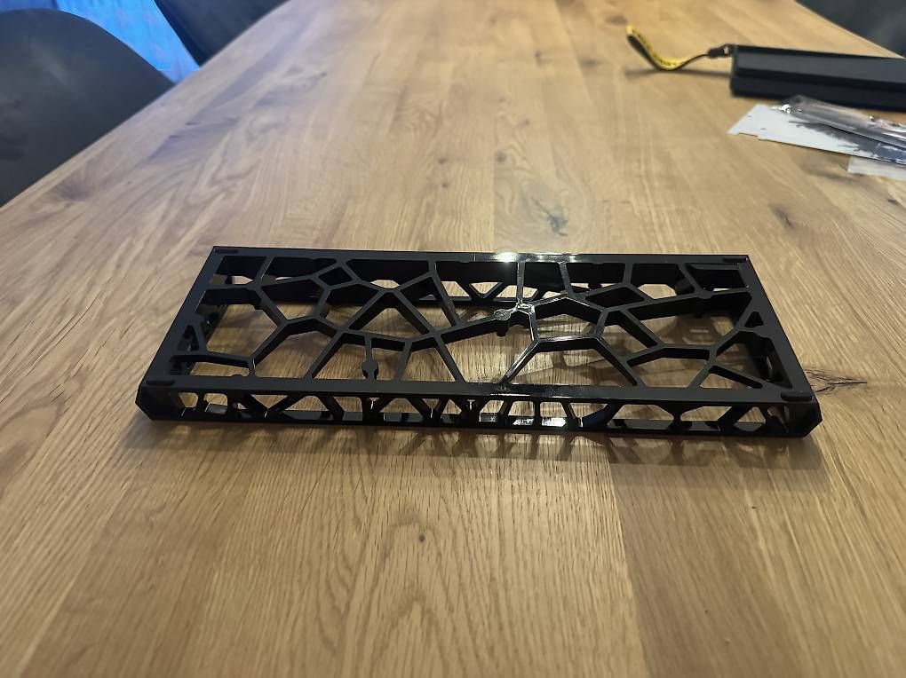 Cover & Protezioni schermo: Custom Keyboard Case 60% Kunststoff Case mit Zubehör – Usato da Meinisberg venduto da Knightdeals 1