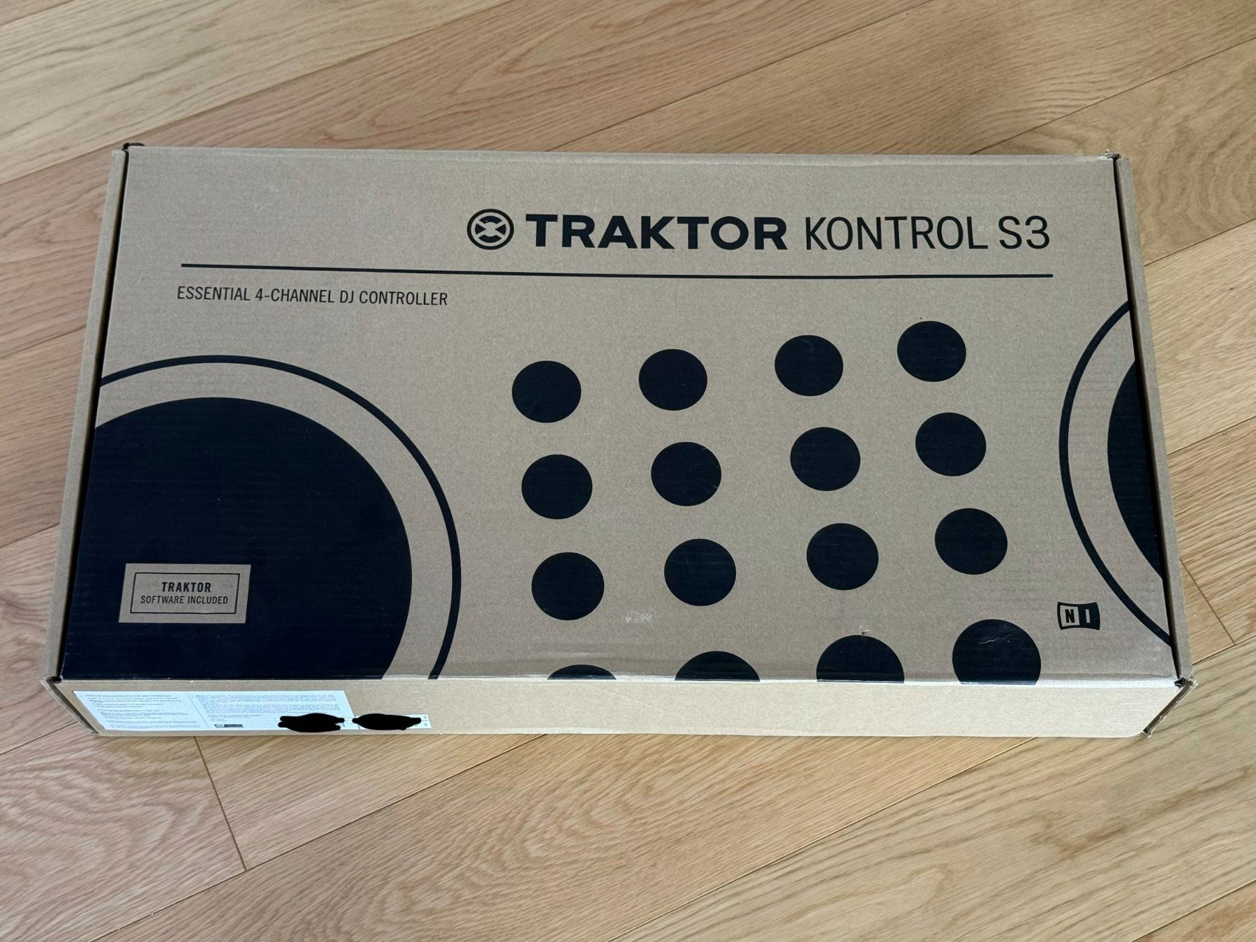 Traktor Console di mixaggio: Native Instruments Traktor Kontrol S3 DJ Controller – Usato da Zürich venduto da KokoCollie 3