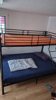 Etagenbett aus Metall 