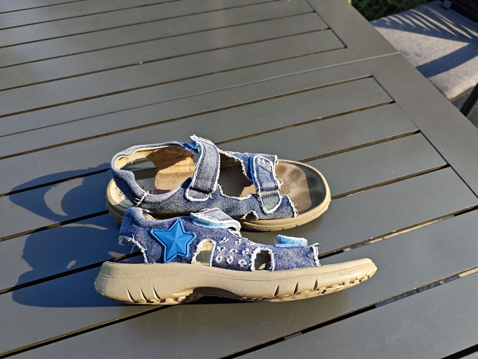 Naturino Schuhe für Mädchen: Sandalen Naturino Gr 37 – Gebraucht aus Winterthur von Shorna