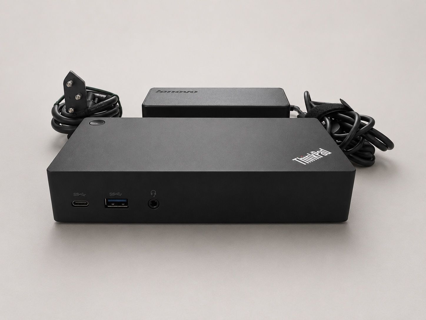 Lenovo Docking station: Lenovo ThinkPad USB-C Dock 40A9 inkl. Netzteil & Kabel – Usato da Dielsdorf venduto da Dnaloria 1
