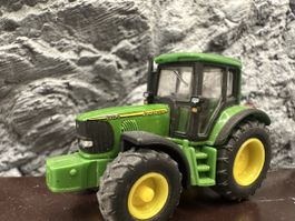 Wiking John Deere 6920S Traktor mit Heuladewagen