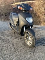 Scooter 125, pièces neuves, prêt