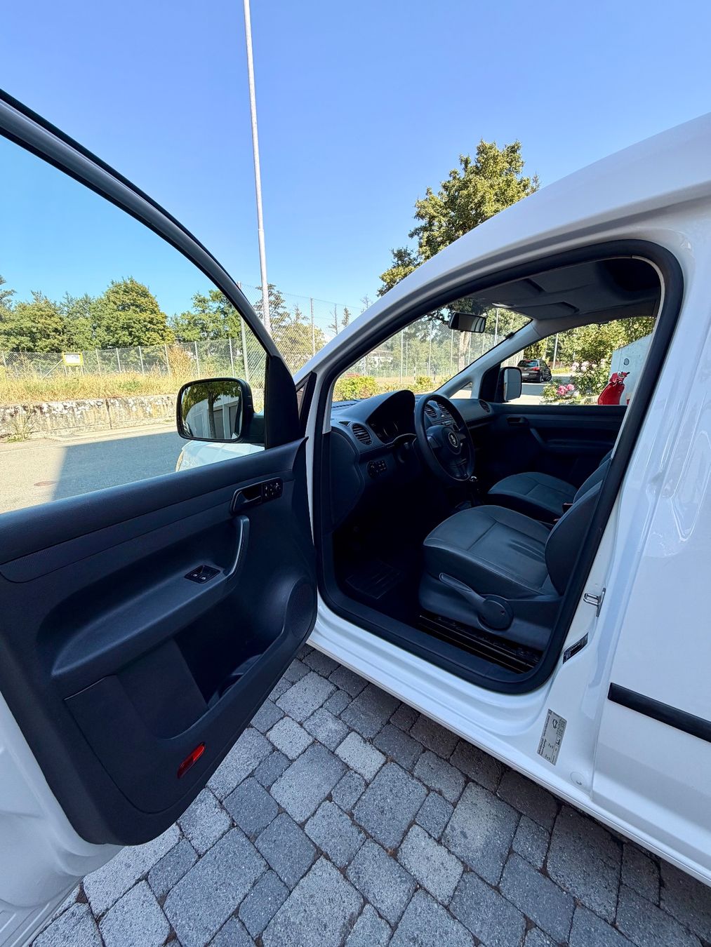 VW Nutzfahrzeuge: VW Caddy 1.2 TSI – Gebraucht aus Lyss von A.Pierri 5