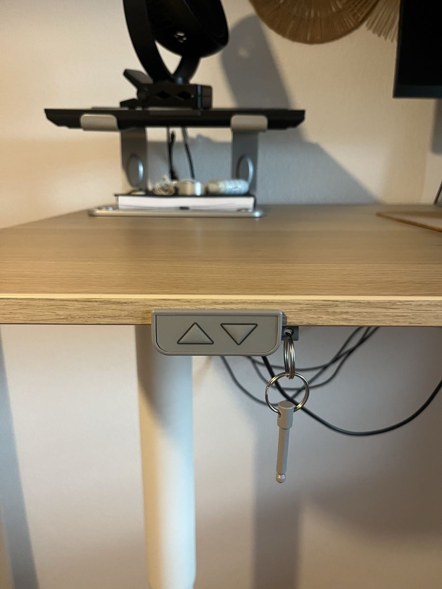 Schreibtische: Standing Desk height adjustable white oak effect – Gebraucht aus Stans von isa_8tm5 2