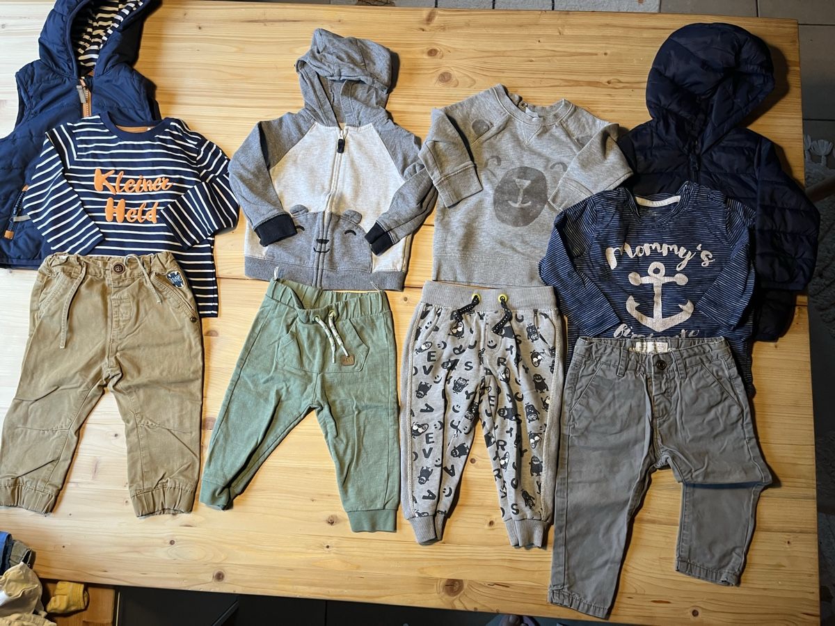 H&M Lotti & Set di vestiti: Kleiderpaket Gr. 80 – Usato da Adelboden venduto da Jestil20 1