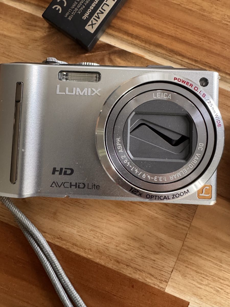 Panasonic Fotocamera: Lumix TZ 10 und TZ 71 – Usato da Lausen venduto da Mutuli 3