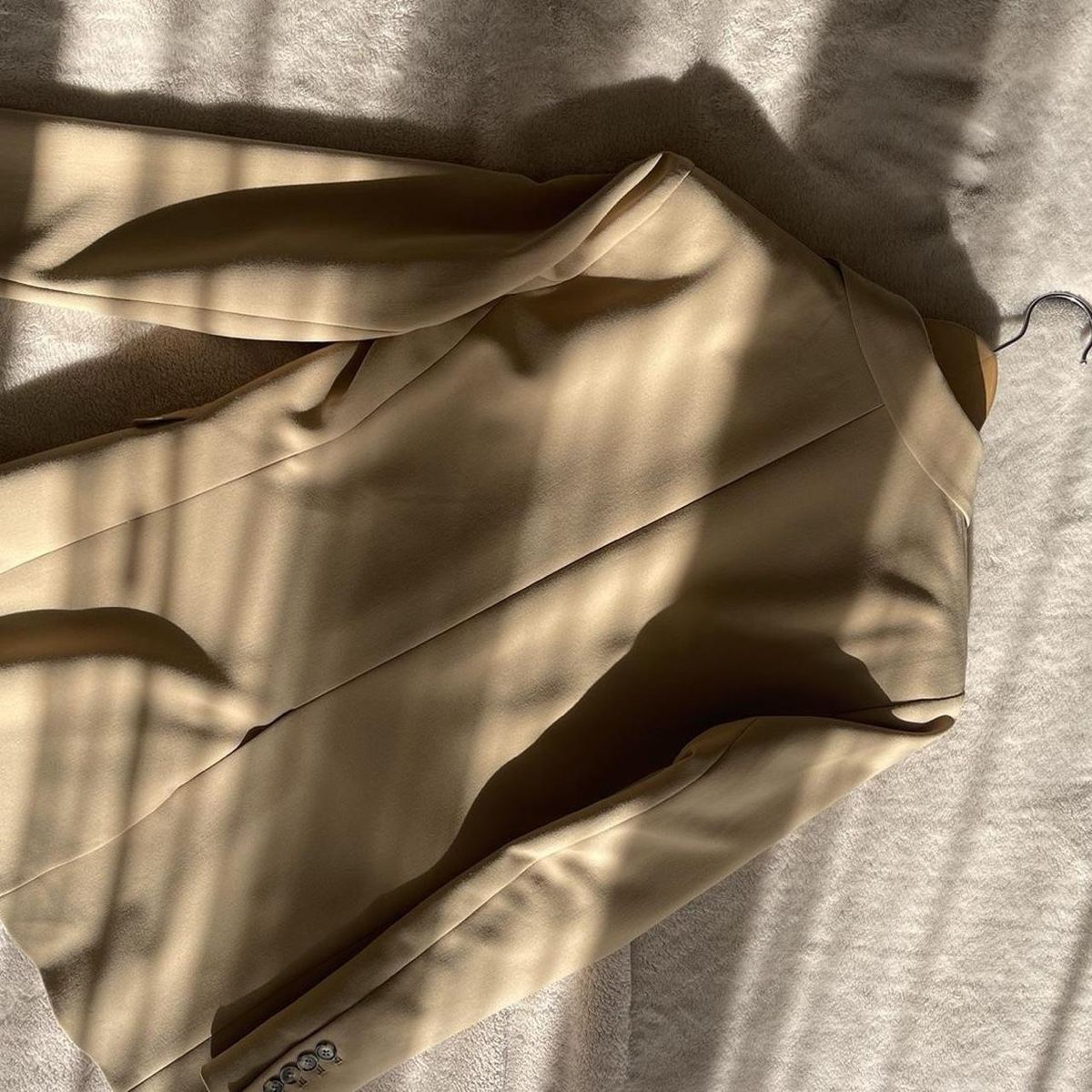 Completi & Tailleur: Beige Zara Blazer – Nuovo (secondo la descrizione) da Küsnacht ZH venduto da GirlyCloset 3