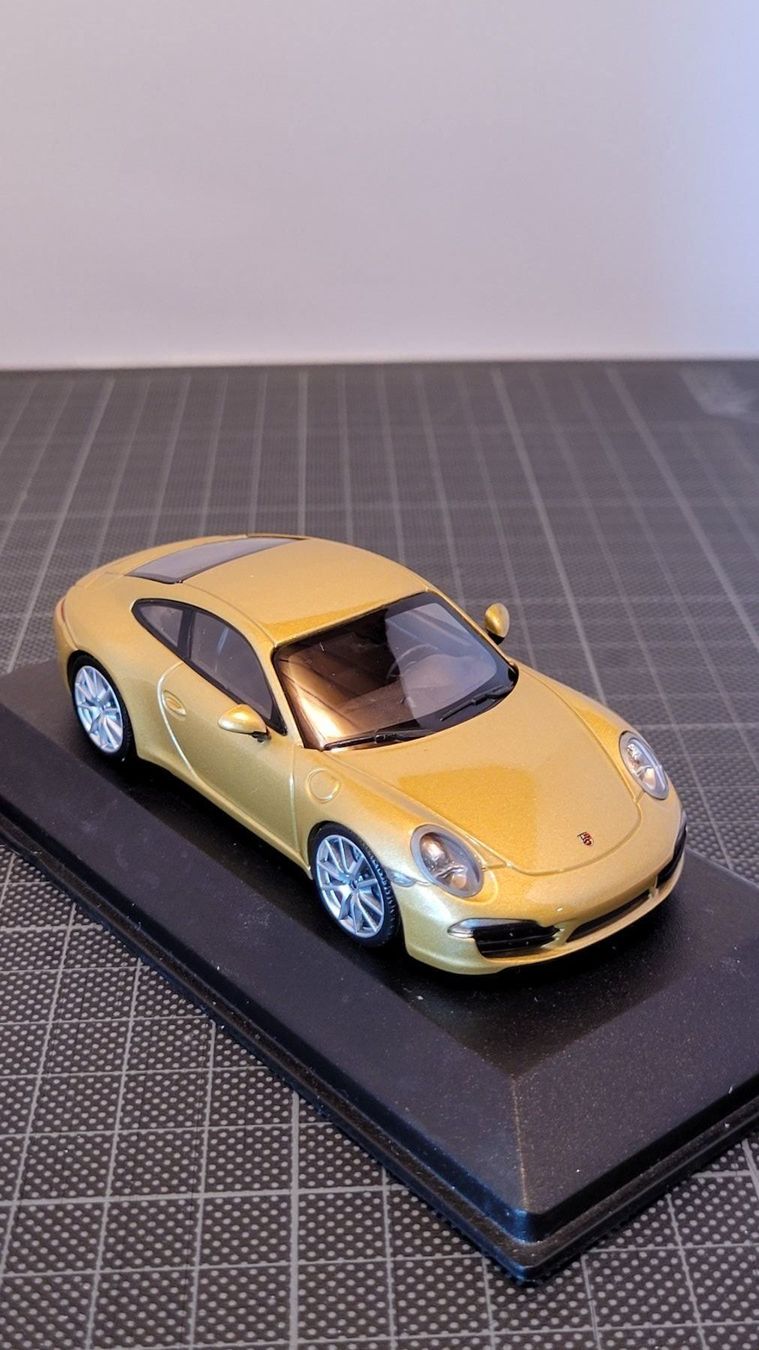Porsche Modellini d'auto: Porsche 911 Carrera S – Nuovo e nell'imballaggio originale da Chézard-St-Martin venduto da AlPat-Collections 2