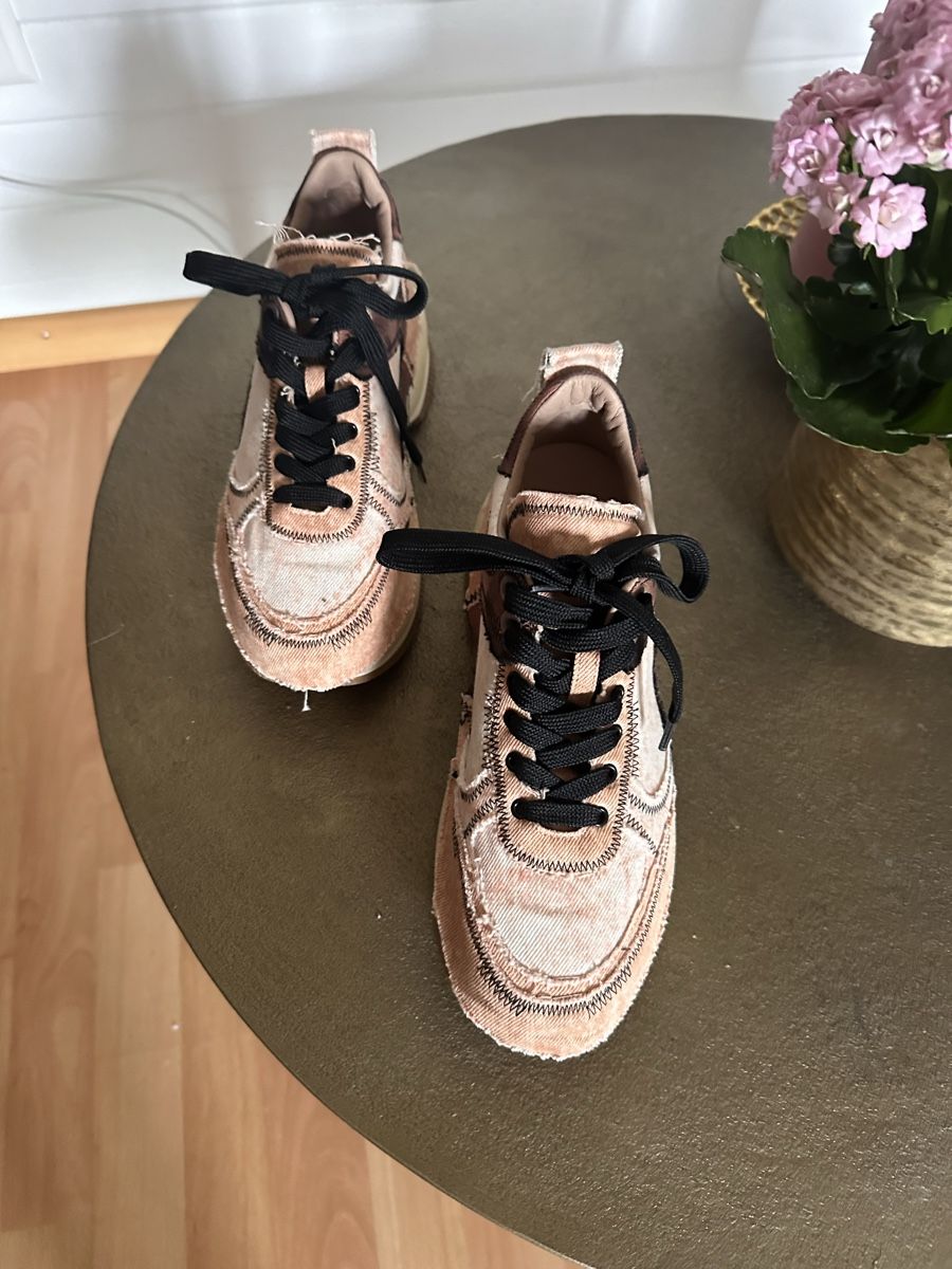 Hogan Scarpe da donna: Hogan 37.5 neu – Nuovo (secondo la descrizione) da Staad SG venduto da Perle888 1