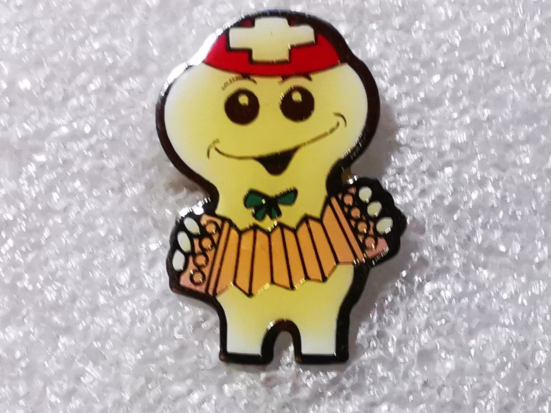 Placchette & Badge: Ansteckpin 44: Maga Bio – Usato da Oppligen venduto da Pin-Fall-Shop