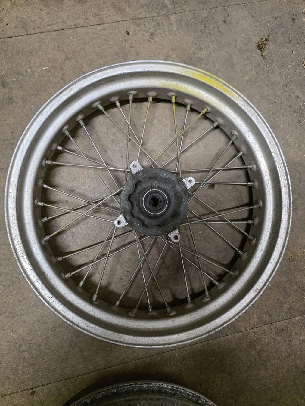 Felgen: Supermoto Radsatz 17 Zoll – Defekt aus Oberriet SG von Kraftrad 7