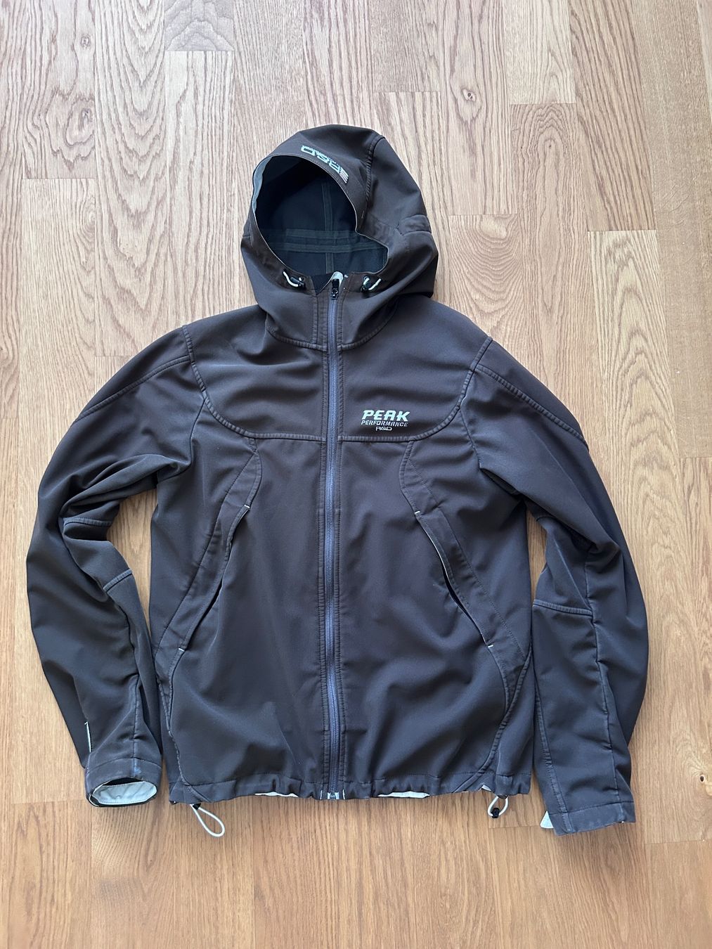 Peak Performance Giacche: Softshelljacke Peak Performance,braun Grösse M – Usato da Bern venduto da BZau