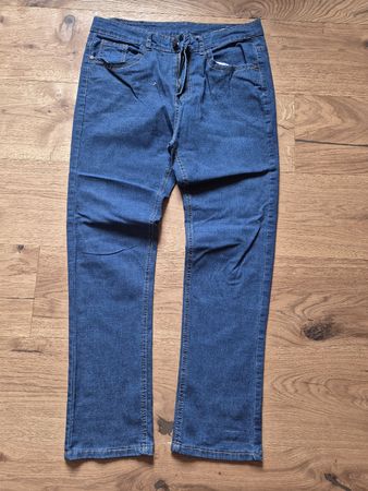 Blaue Jeans (Gr. 32 175/80A)