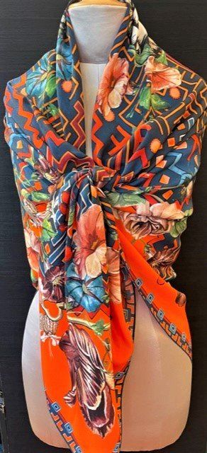 Fabric Frontline Foulards, Tücher & Schals: Foulard Fabric Frontline – Neu (gemäss Beschreibung) aus Zürich von Poppy108 4