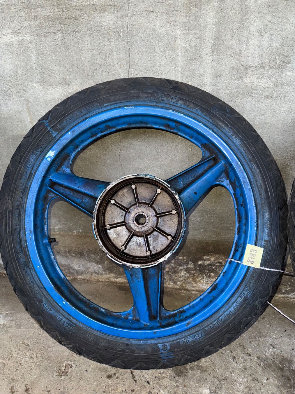 Piaggio Parti ricambio per ciclomotori: Piaggio Mofa Gussfelgen Radsatz – Usato da Fahrni b. Thun venduto da berger_tuning34 1