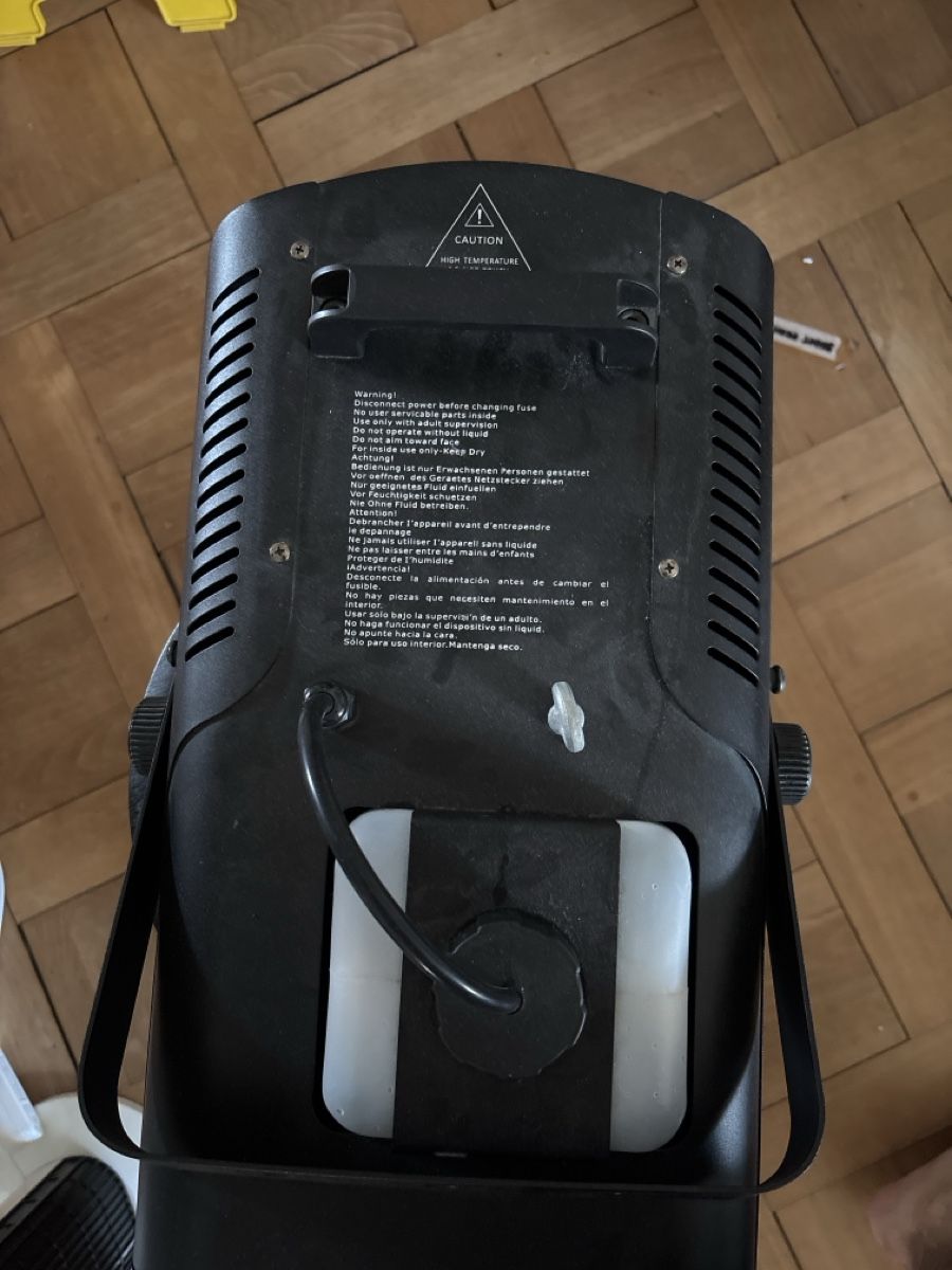 Toutes les machines: Nebelmaschine – D'occasion à Winterthur par NandoErni 3