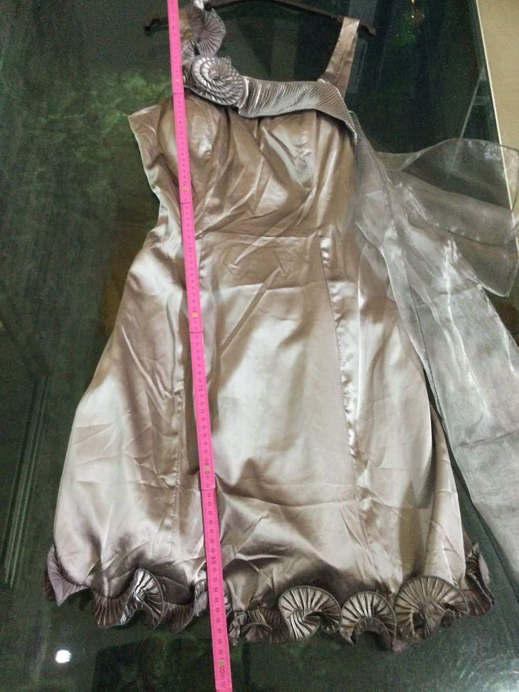 Kleider: Robe grise satinée+Foulard soirée/gala, taille M – Neu und originalverpackt aus Agiez von chouchanelle 7