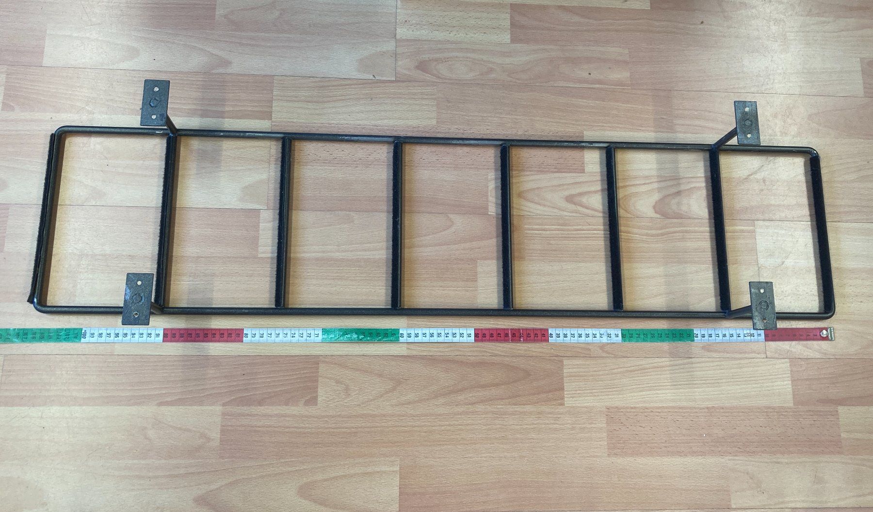 Scaffali: Foulard-Wandgestell massiv – Usato da Luzern venduto da flexibus77 2