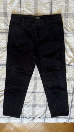 Pantalon H&M noir velours côtelé taille 33 EUR bon état