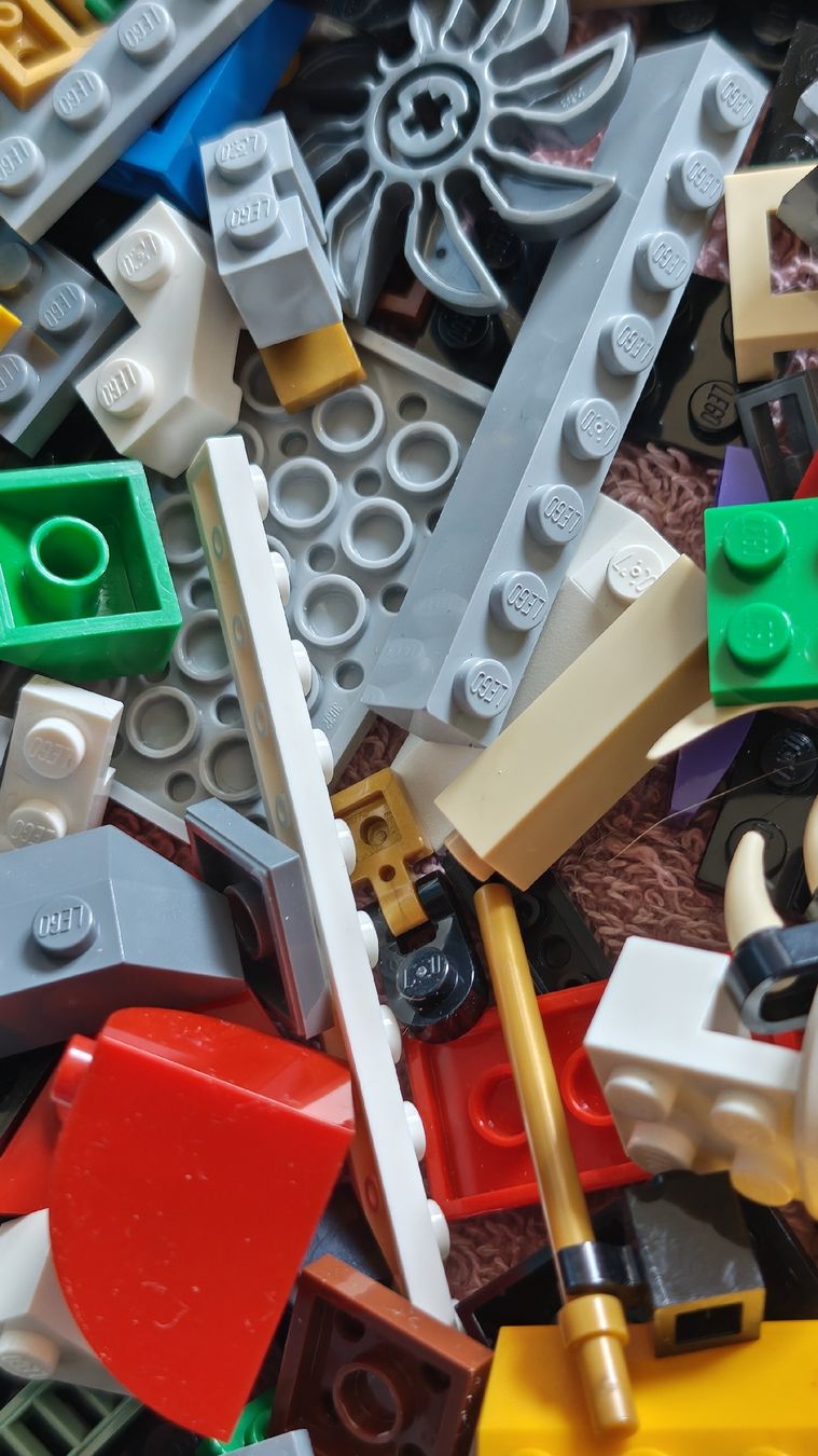 Lego Jouets: Lego Mix ca 1,4 Kilo mit grosser Platte – D'occasion à Effretikon par Superkarin7 3