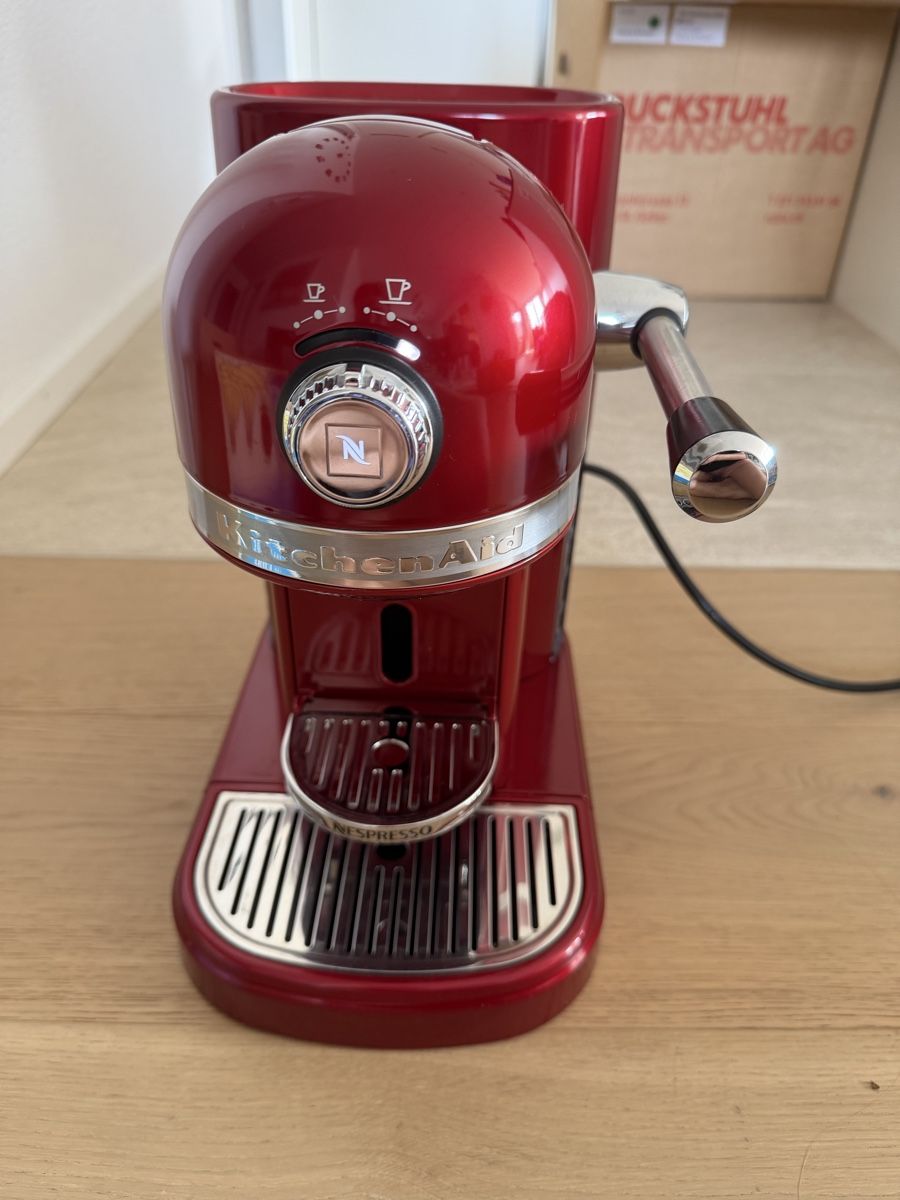 Kitchenaid Macchine per caffè & Macchine per espresso: Kaffeemaschine Kitchenaid Nespresso – Usato da Goldach venduto da lua_2psq 1