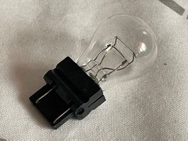 8 x 12V Glühlampe 3157, ECE P27/7W, Sockel W2.5x16q