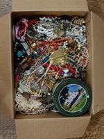Ab 1Fr. 5. Lot Modeschmuck Schmuck Schmuckteile bastel def.