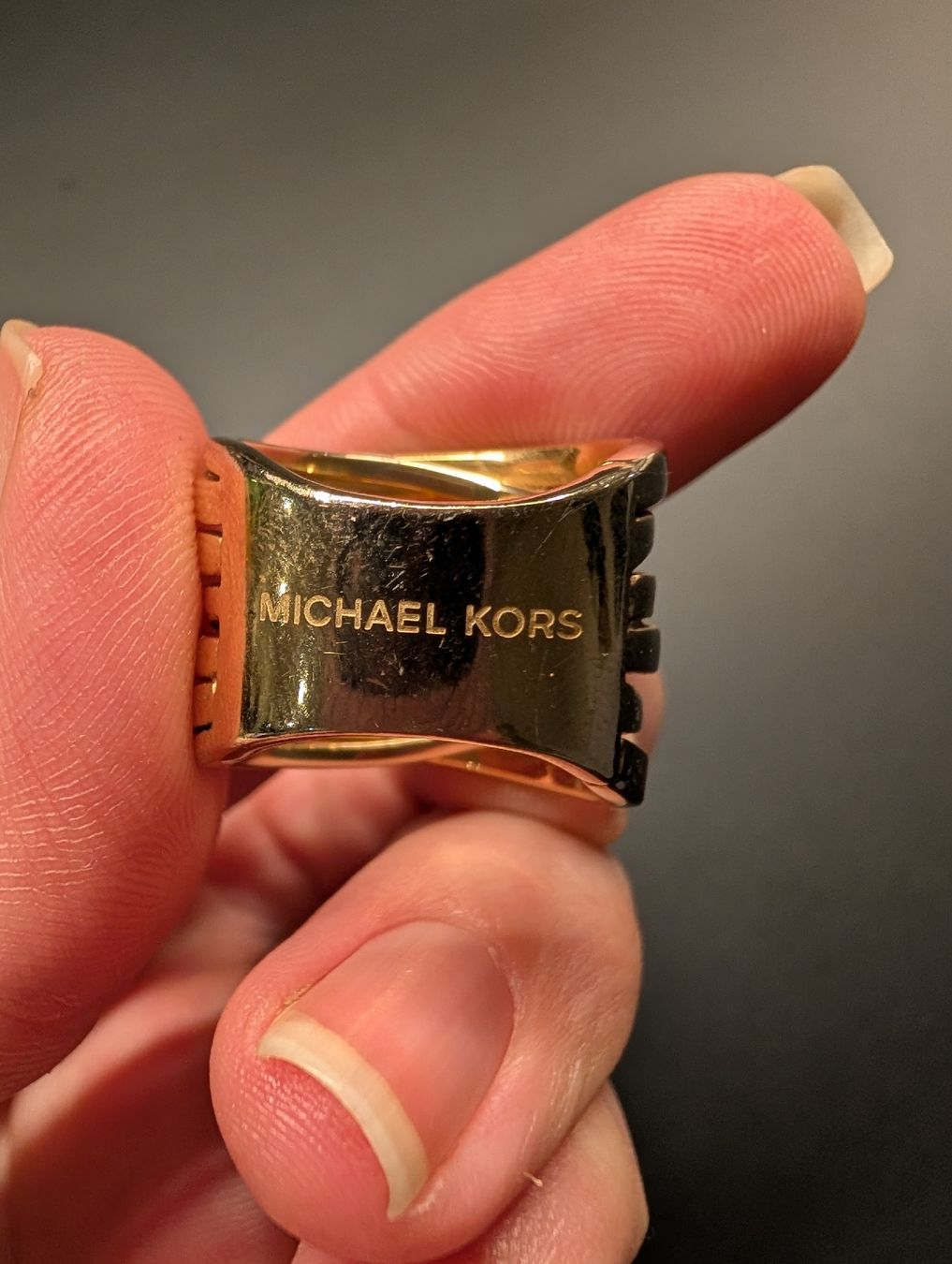Michael Kors Anelli: Michael Kors Ring, Goldfarben, Top Zustand, Grösse 7 – Usato da Seuzach venduto da Merz_s 4