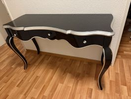Schwarzer Konsolentisch mit Schubladen