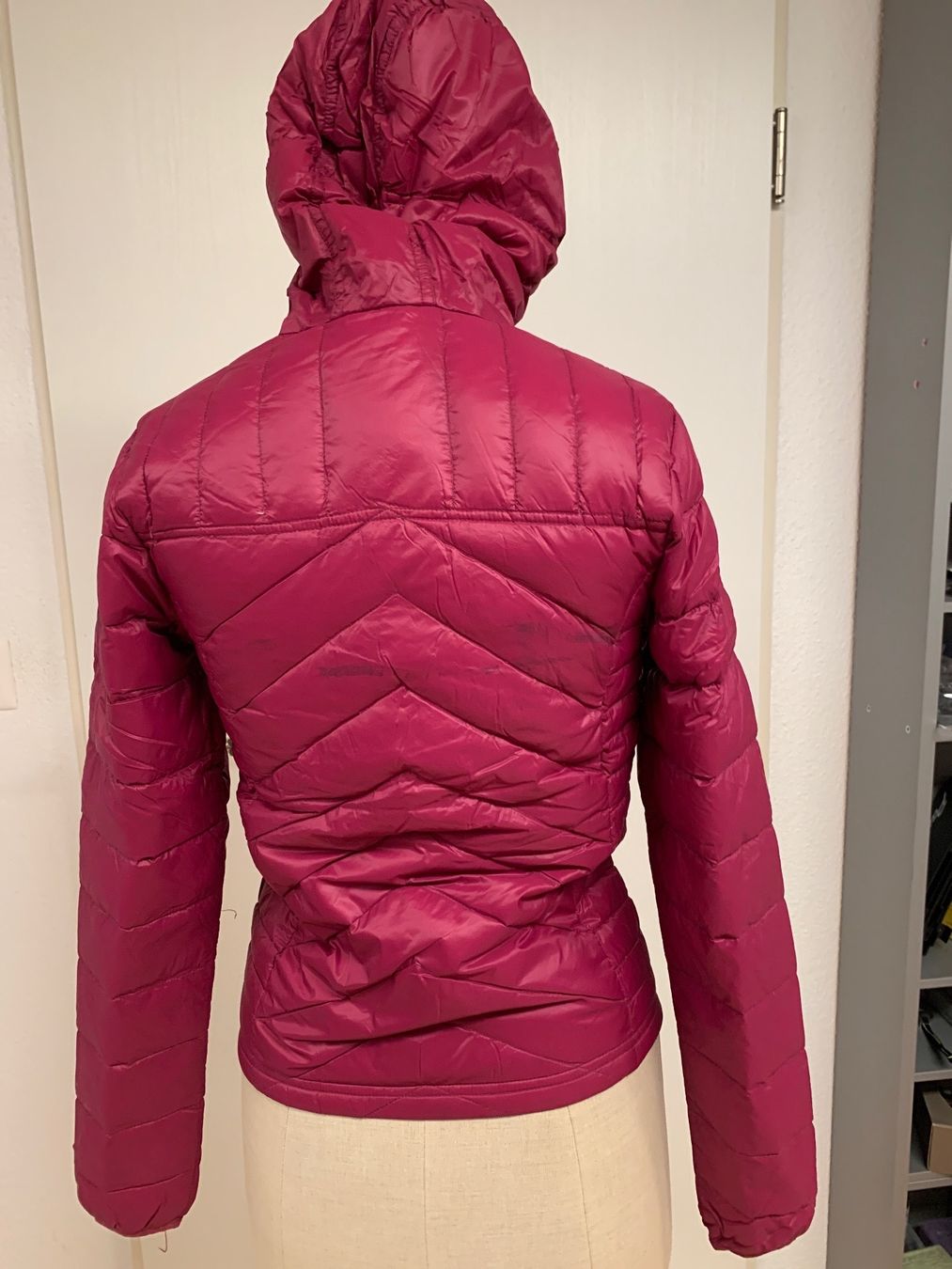 Vestes & Manteaux: Daunenjacke Gr 152 /  158 – D'occasion à Oberweningen par Jogi2 4