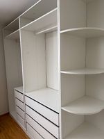 IKea Kleiderschrank abzugeben. 2m + 35cm seite 235hoch