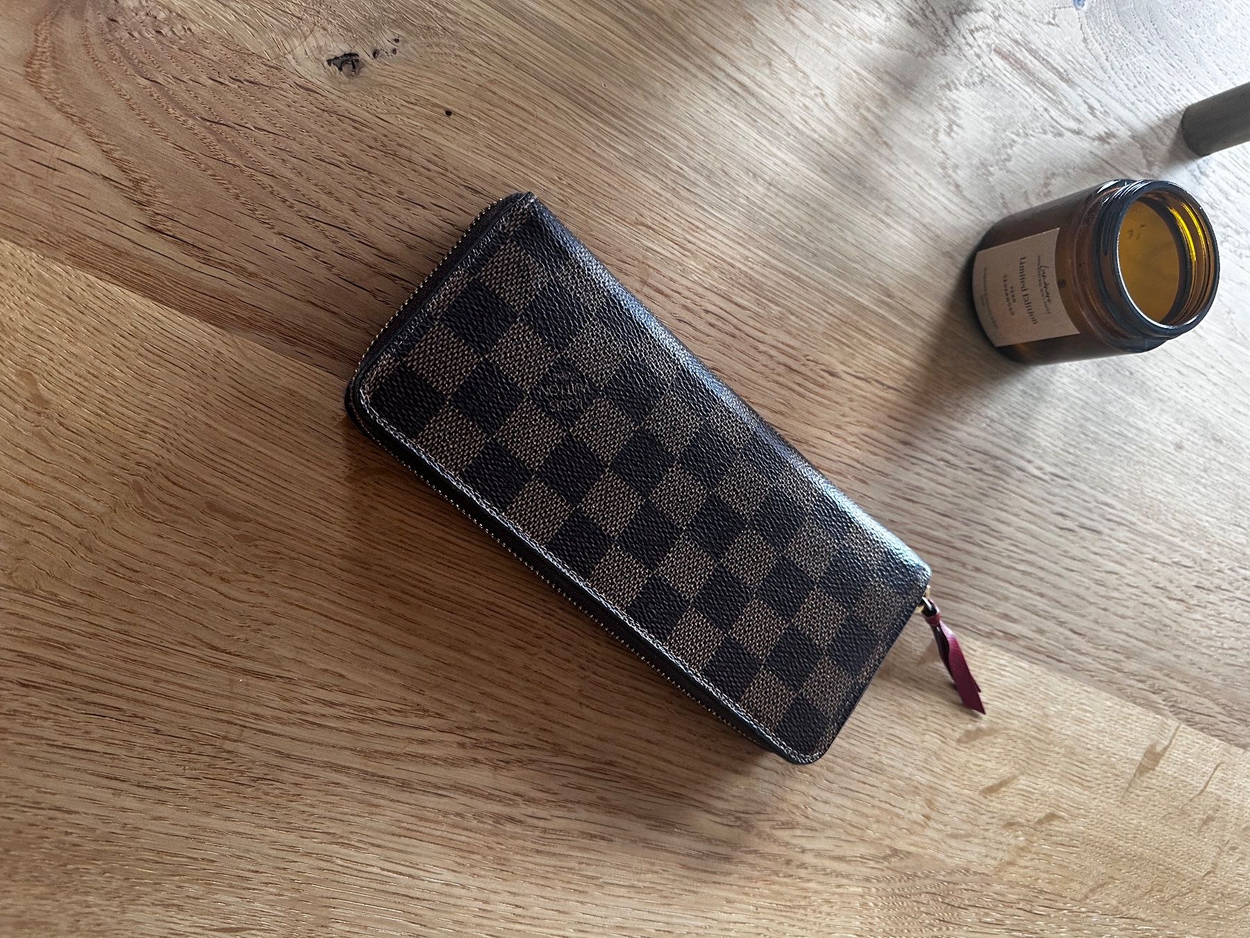 Louis Vuitton Portamonete: Louis Vuitton Damen Geldbeutel gross – Usato da Zürich venduto da lid_lqc8 1