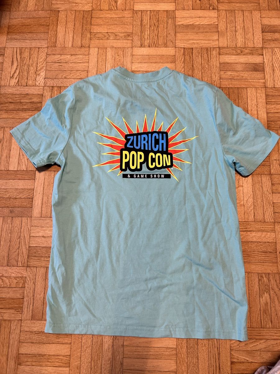 T-shirt: Zürich Popcon Shirt S Comic Con – Nuovo (secondo la descrizione) da Winterthur venduto da MetalCicada 1