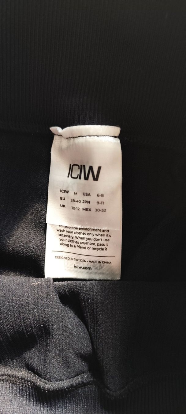 Leggings: Short Icaniwill Neuf M – Neu (gemäss Beschreibung) aus Martigny von Seuph02 2