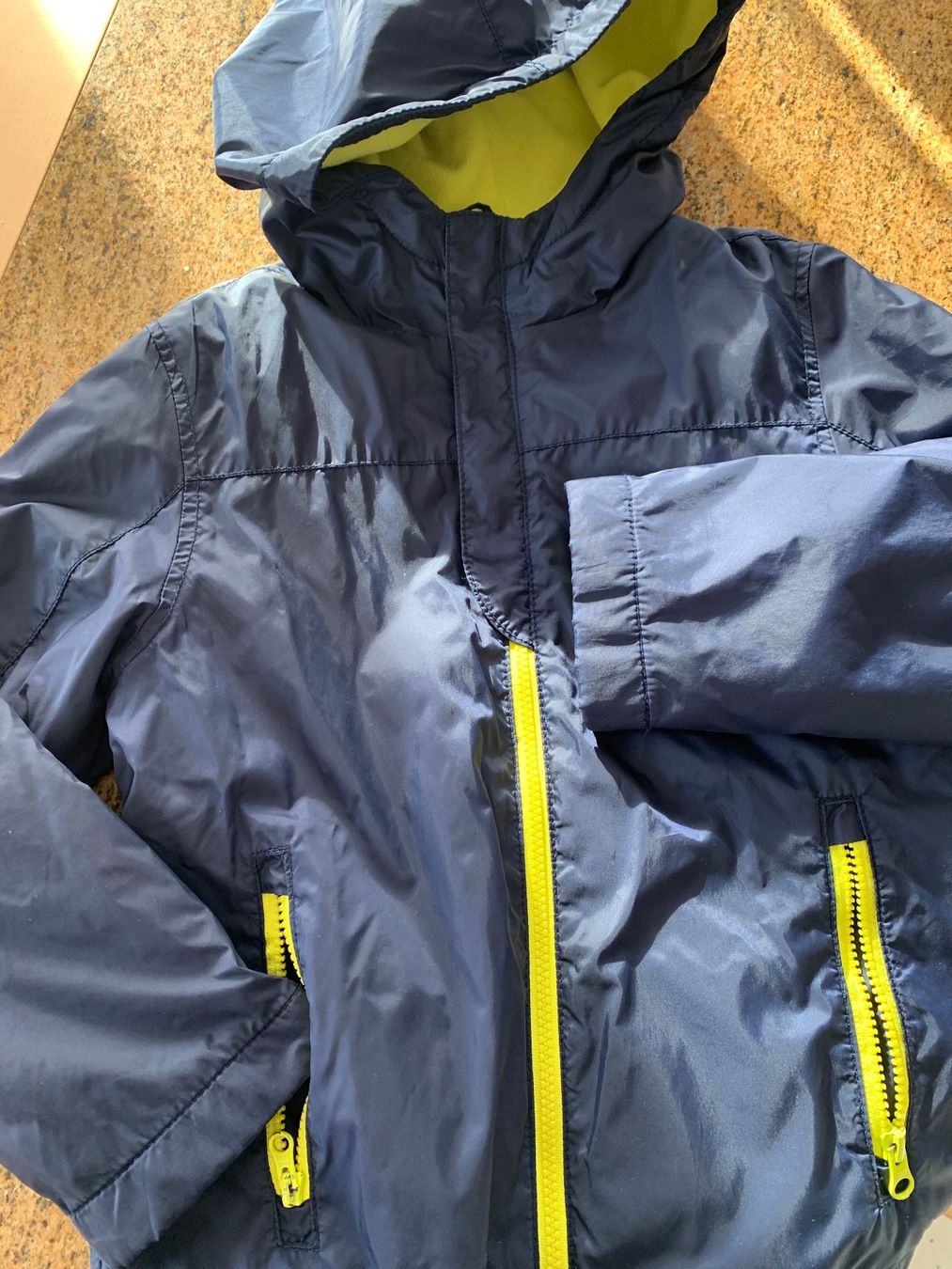 Benetton Giacche & Cappotti: Benetton Übergangsjacke Gr. 140 – Usato da Waltenschwil venduto da pipapo71 2