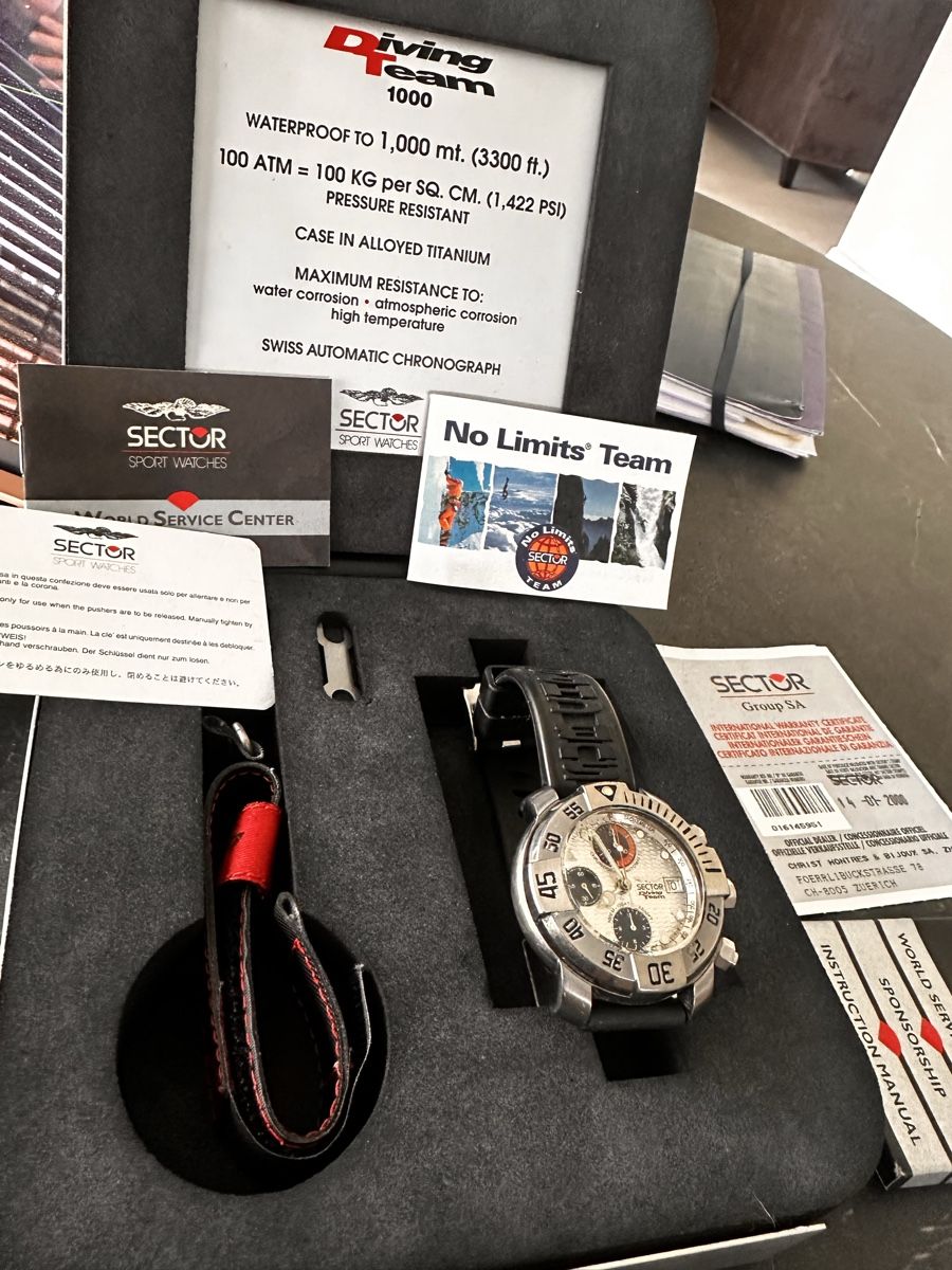 Sector Orologi: Sector Chrono Titan Watch – Usato da Burgdorf venduto da N.O.C. 3