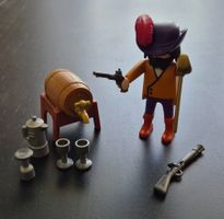 Vintage-Playmobil 3863 Pirate Captain mit Fass & Waffe