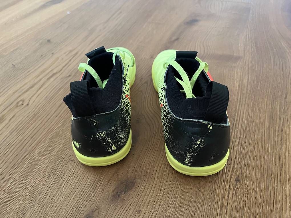 Puma Scarpe per ragazzi: Fussballschuhe Halle - Grösse 35 – Usato da Jona venduto da sabi9 1